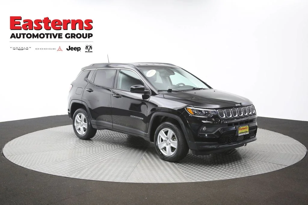 Certified Used 2022 Black Jeep Latitude image 48