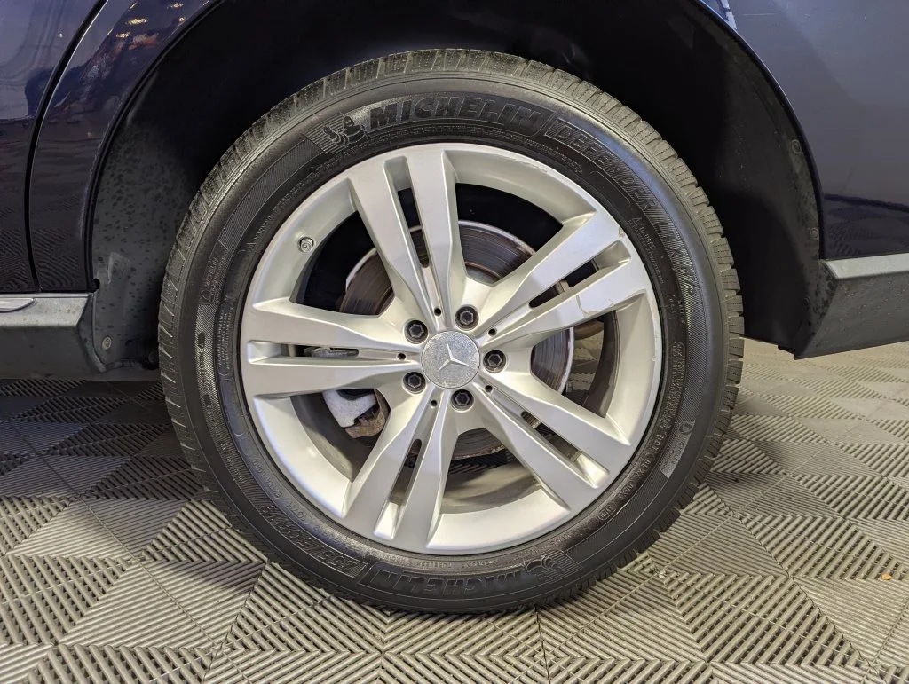Certified Used 2013 Blue Mercedes-Benz ML 350 image 20