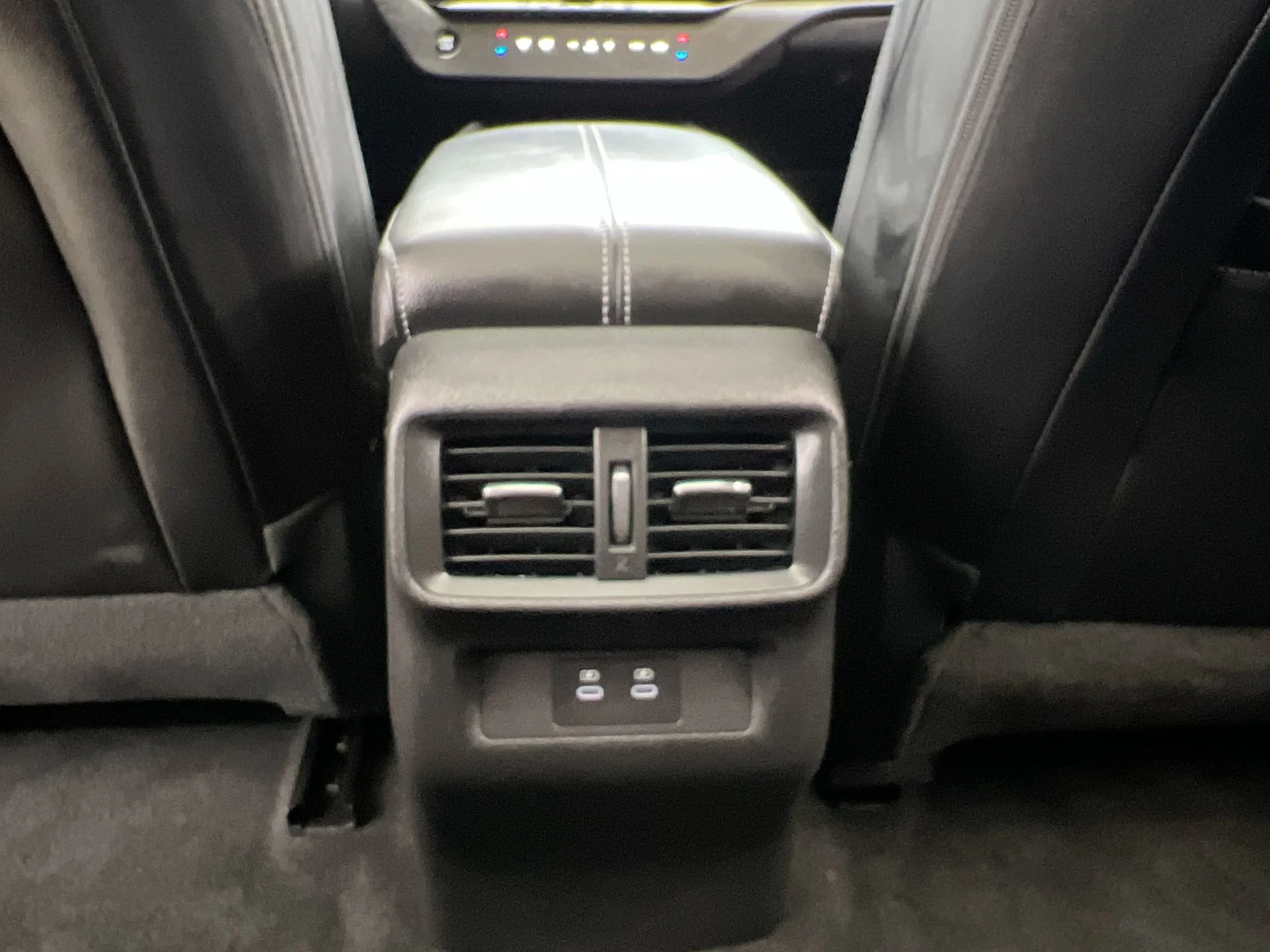 Used 2025 Gray Nissan SL image 19