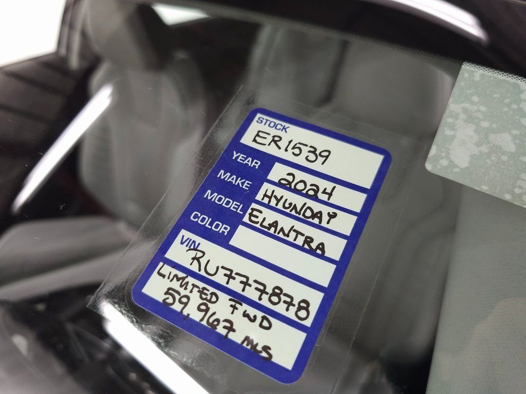 2024 Hyundai Elantra Limited - Photo 38