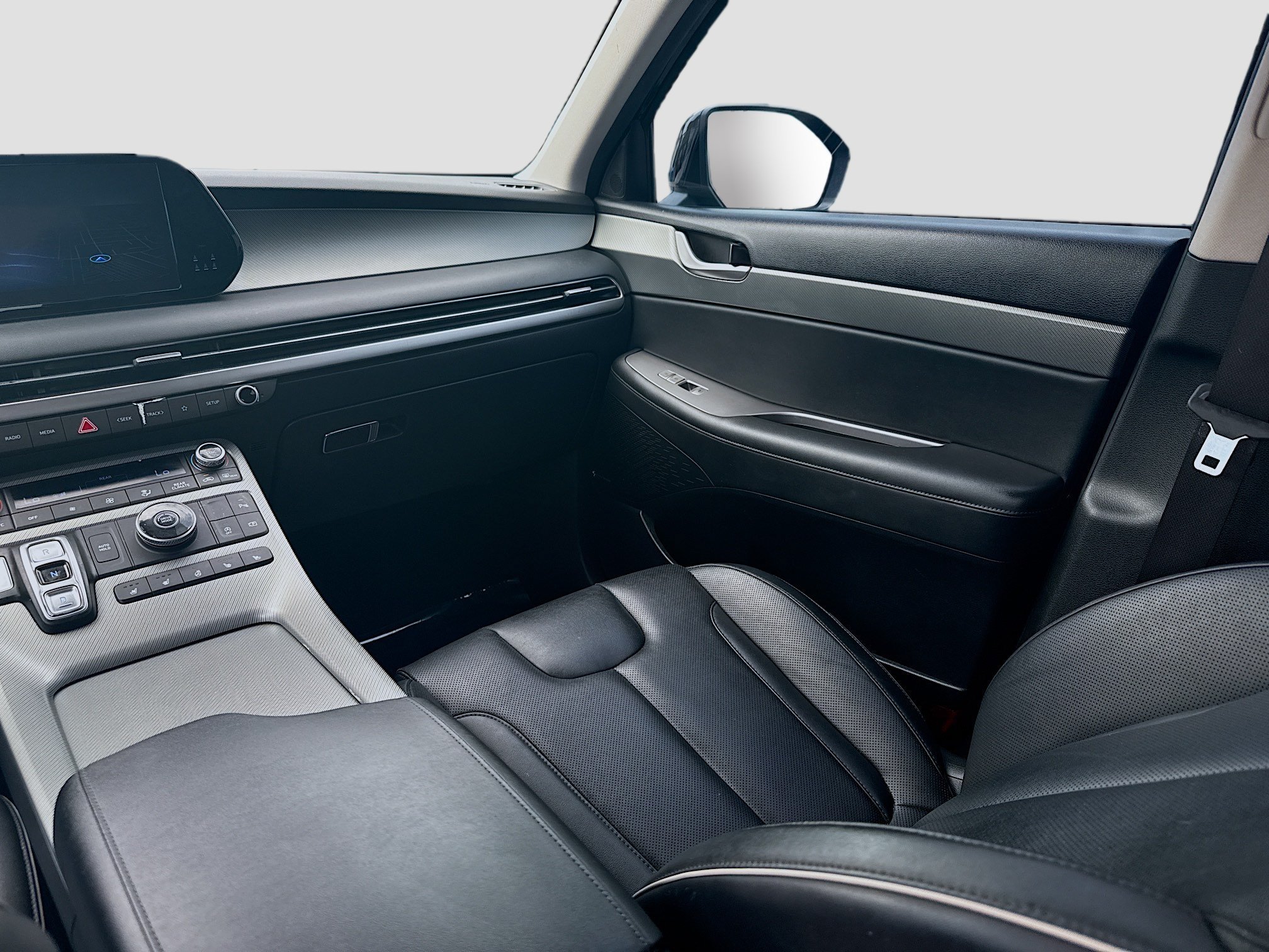Used 2023 Abyss Black Pearl Hyundai SEL image 19