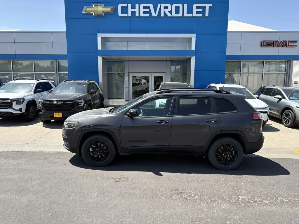 2023 Jeep Cherokee Altitude Lux 4X4's photo