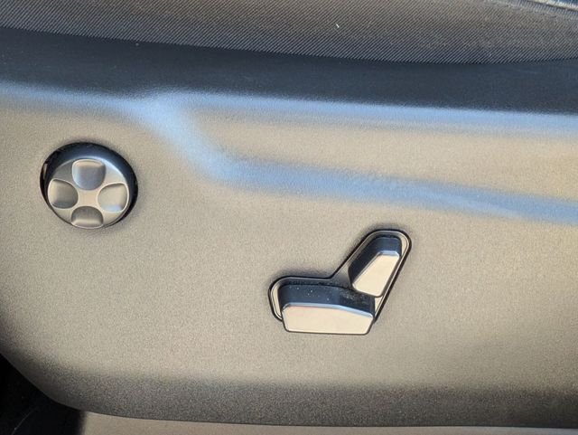 Used 2021 Red Jeep Laredo X image 12