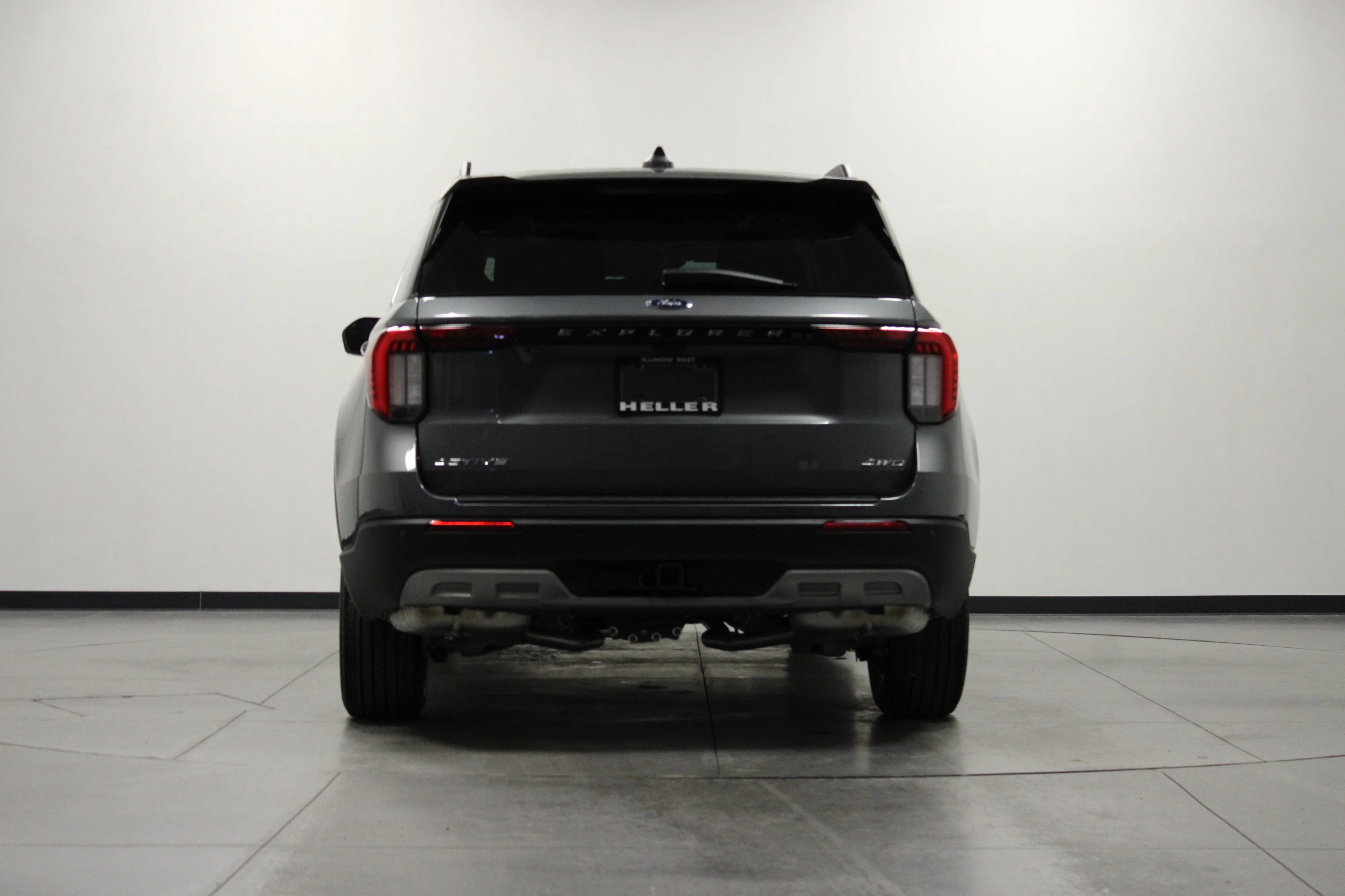 New 2026 Carbonized Gray Metallic Ford Active image 5