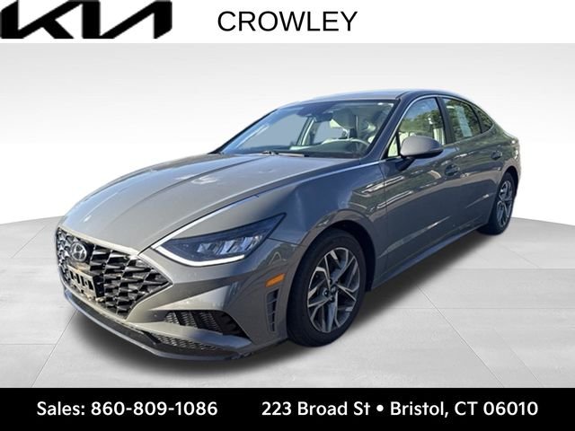 Used 2023 Gray Hyundai SEL image 1