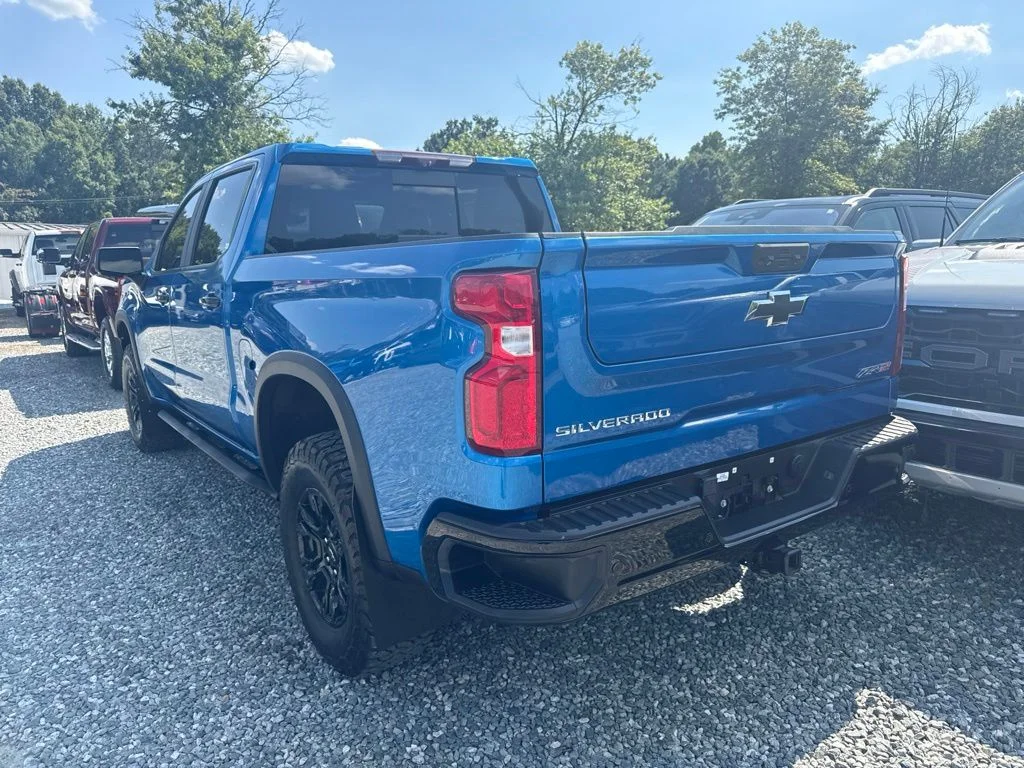 Used 2022 Blue Chevrolet ZR2 image 5