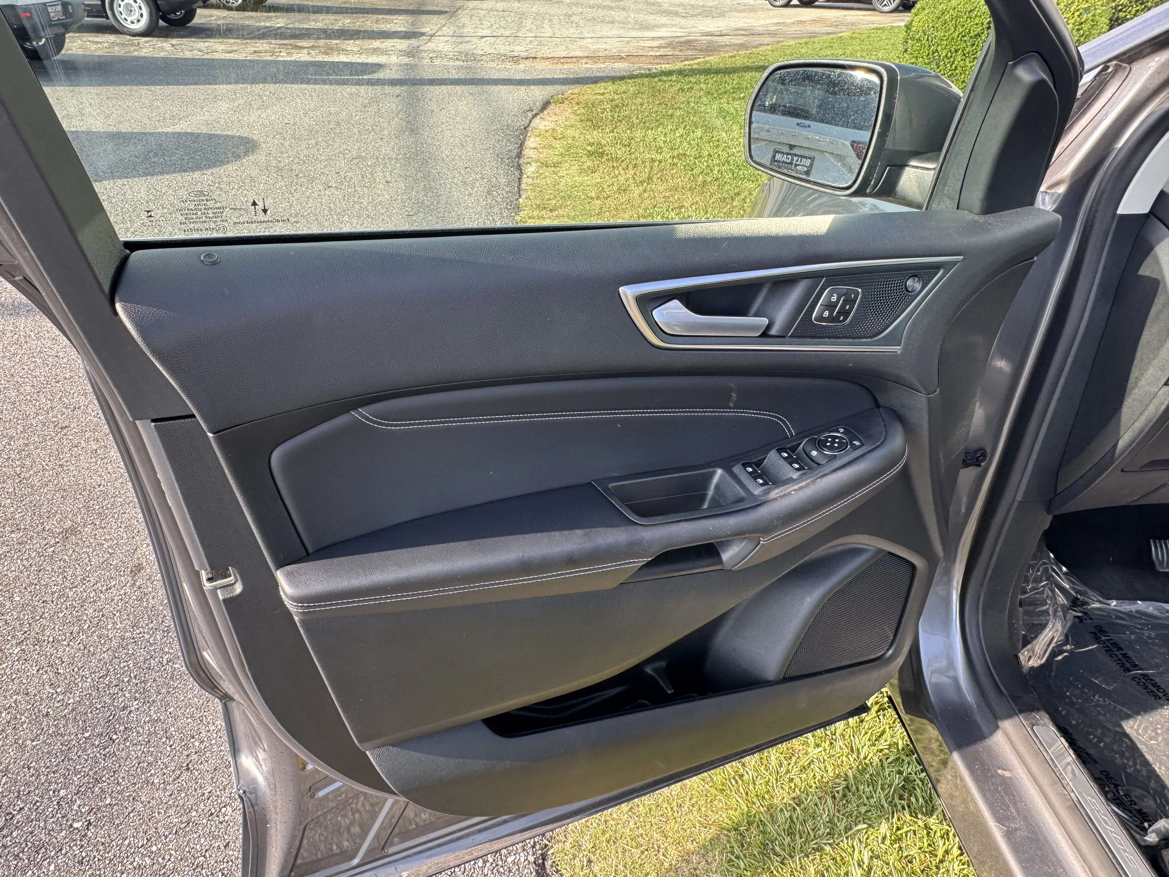 2024 Ford Edge Titanium - Photo 6