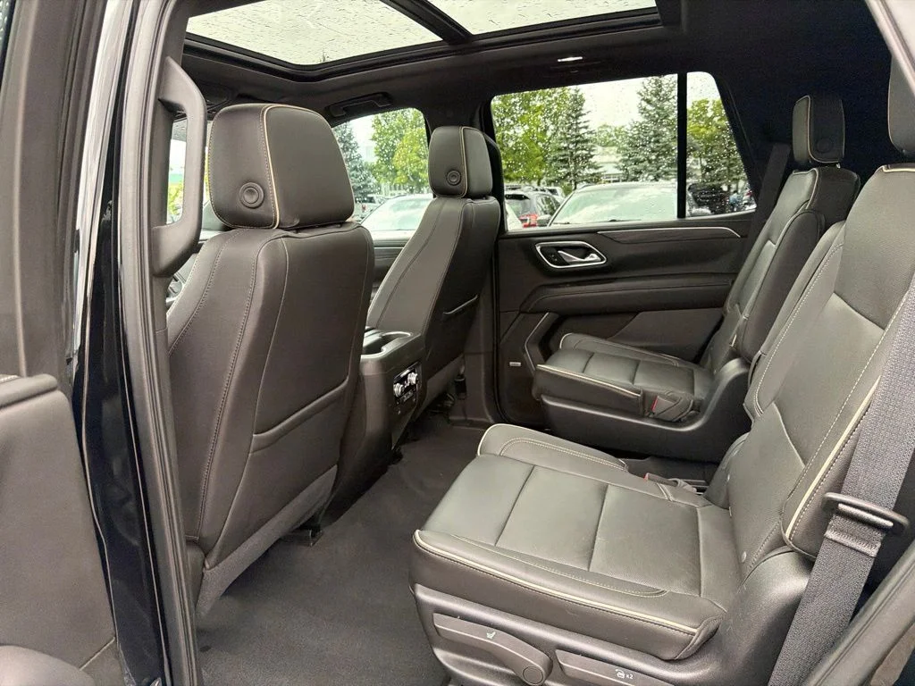 Used 2021 Black GMC SLT image 19