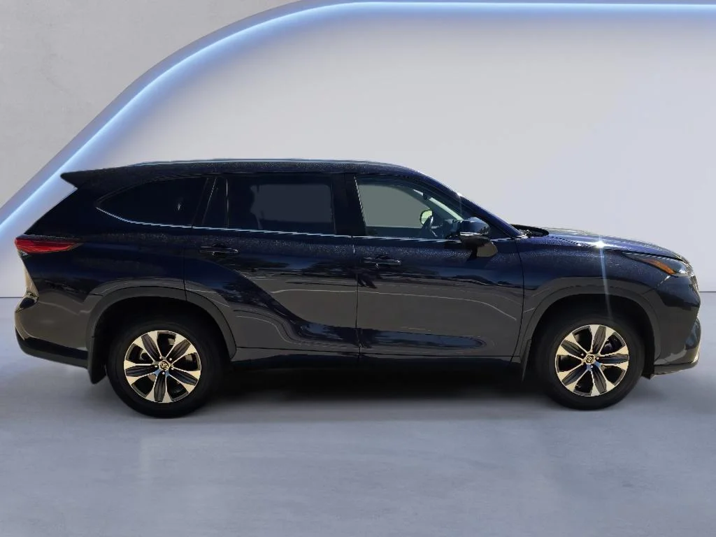 Used 2021 Blueprint Toyota XLE image 6