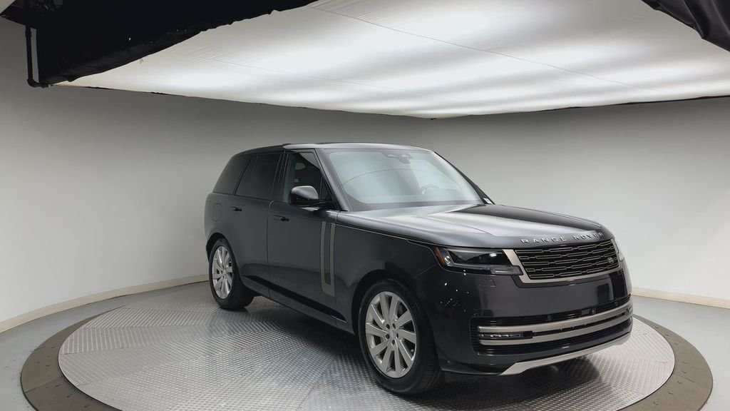 Certified Used 2025 Carpathian Gray Premium Metallic Land Rover SE image 8