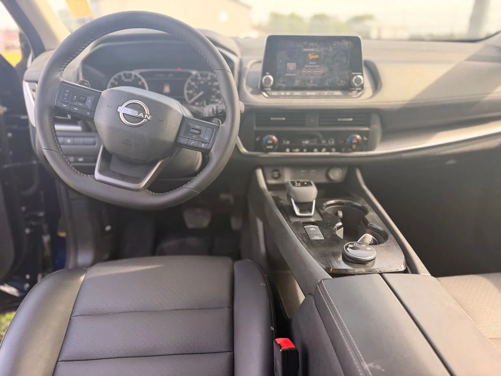 Certified Used 2026 Deep Ocean Blue Nissan SV image 12