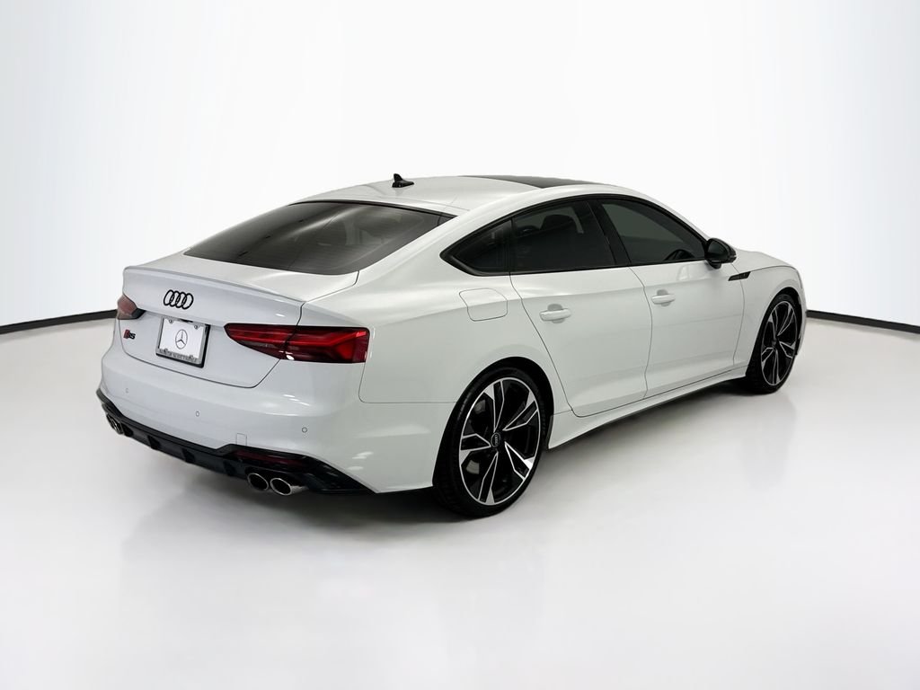 Used 2022 Glacier White Metallic Audi Premium Plus image 5