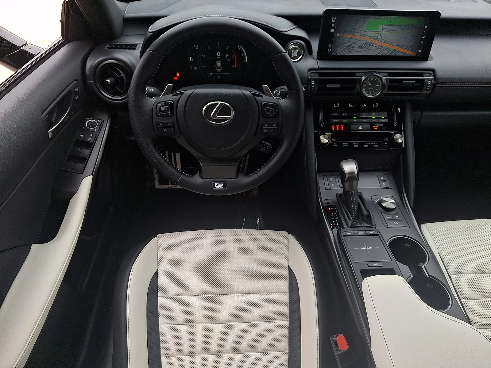 Certified Used 2025 CAVIAR Lexus  image 11