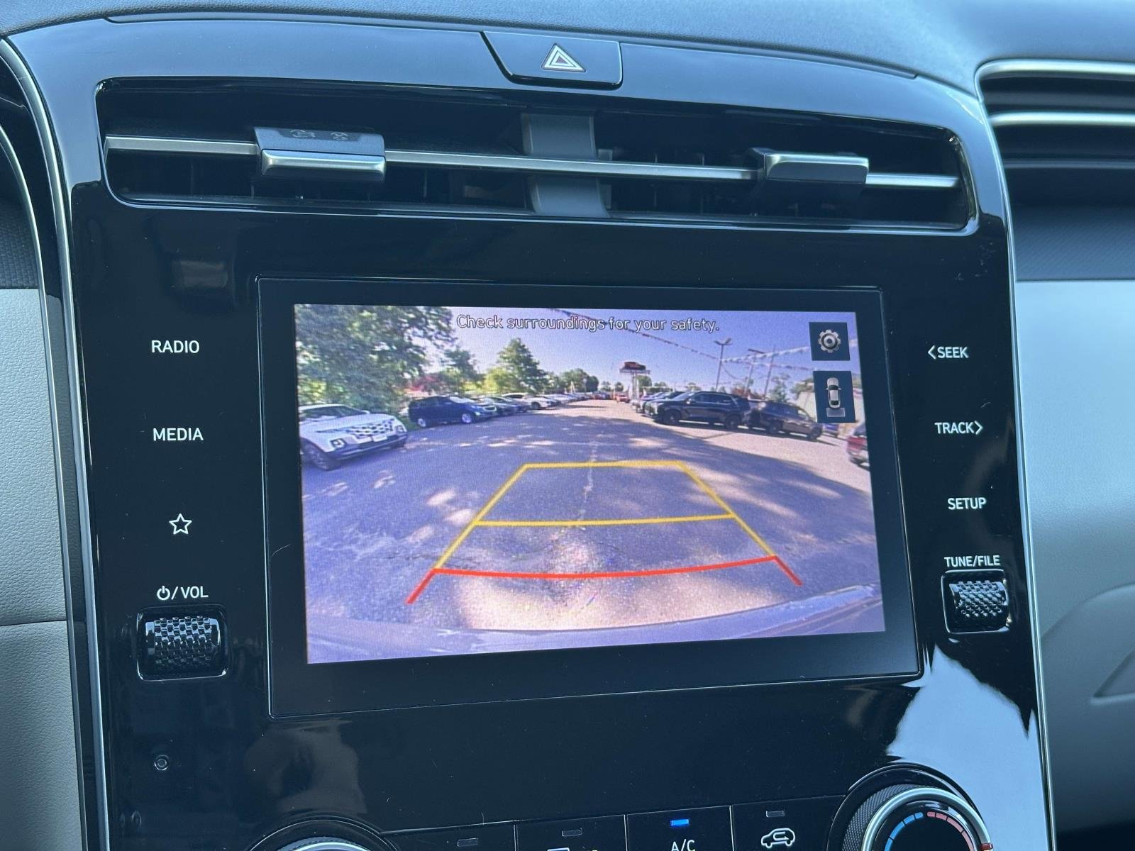 2024 Hyundai Tucson SE - Photo 34