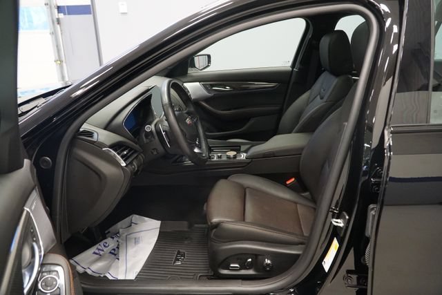 Used 2024 Black Raven Cadillac V-Series image 15