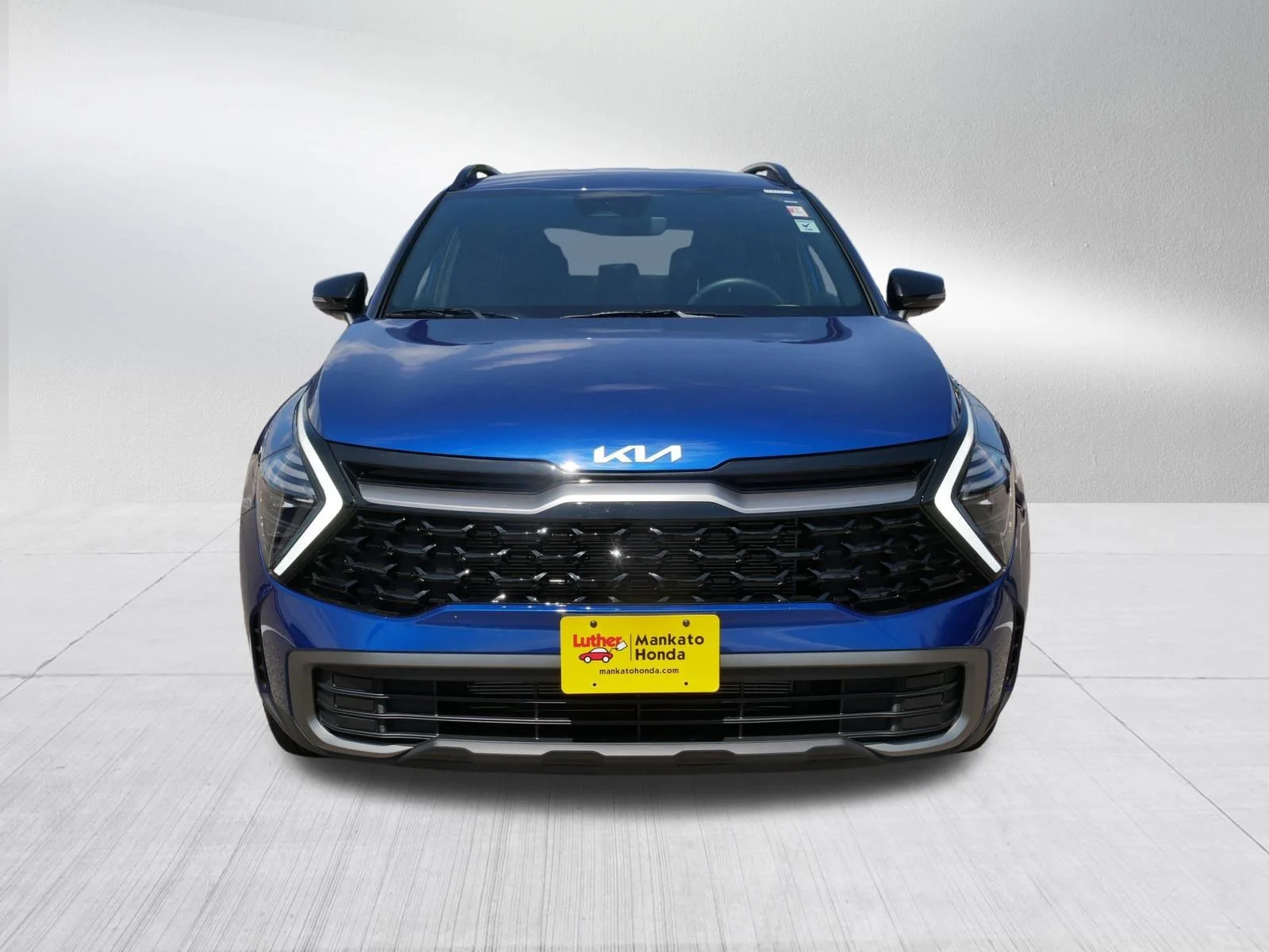Used 2024 Kia Sportage X-Line with VIN 5XYK6CDF6RG206650 for sale in Mankato, Minnesota