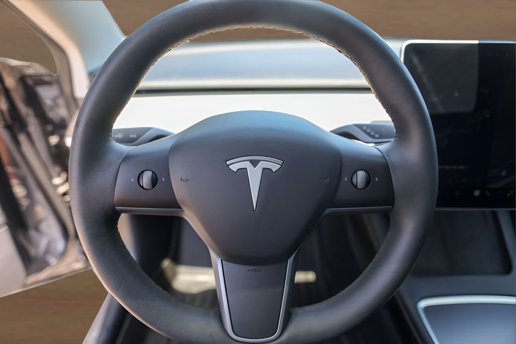 Used 2021 Silver Tesla Standard Range Plus image 11