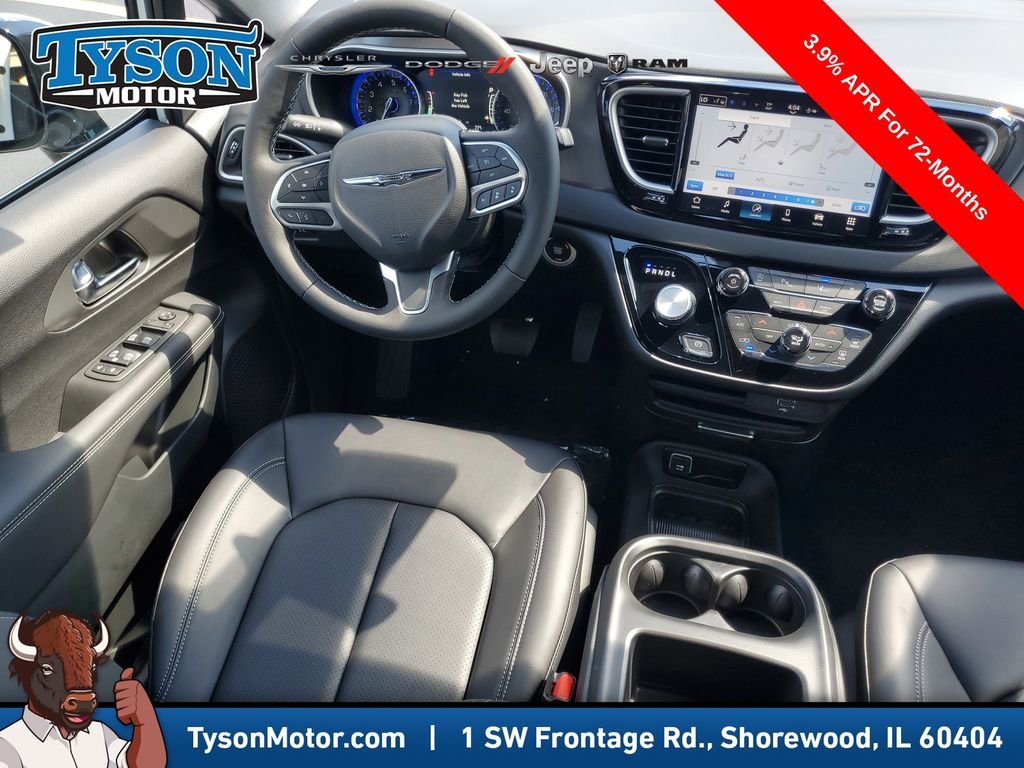 2026 Chrysler Voyager LX - Photo 18