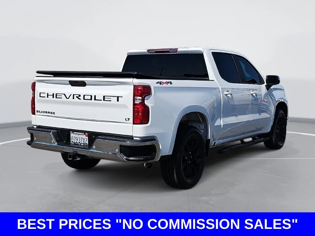 Used 2019 White Chevrolet LT image 3