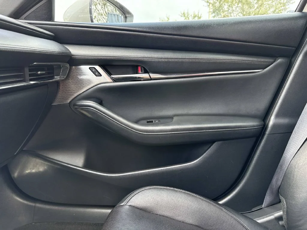 Used 2023 Silver Mazda 2.5 S Premium Package image 28