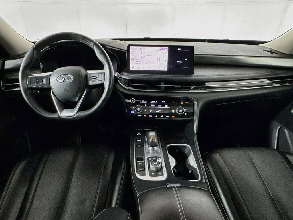 Certified Used 2023 Silver INFINITI LUXE image 29