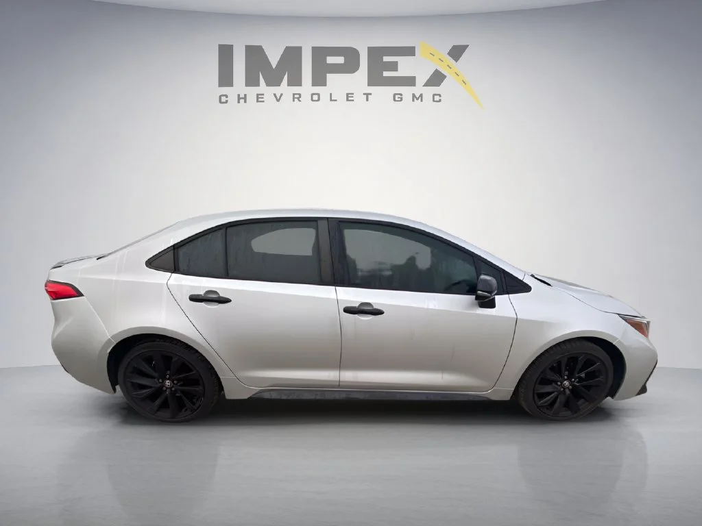 Used 2022 Silver Toyota SE image 6