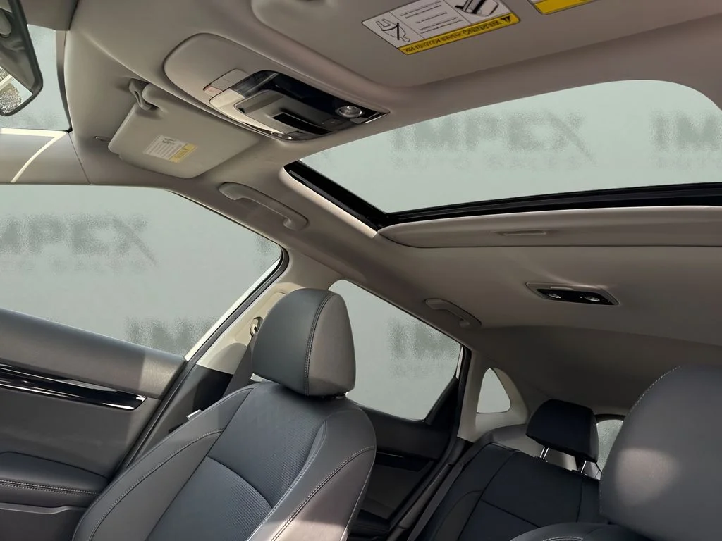 Used 2023 White Kia EX image 10