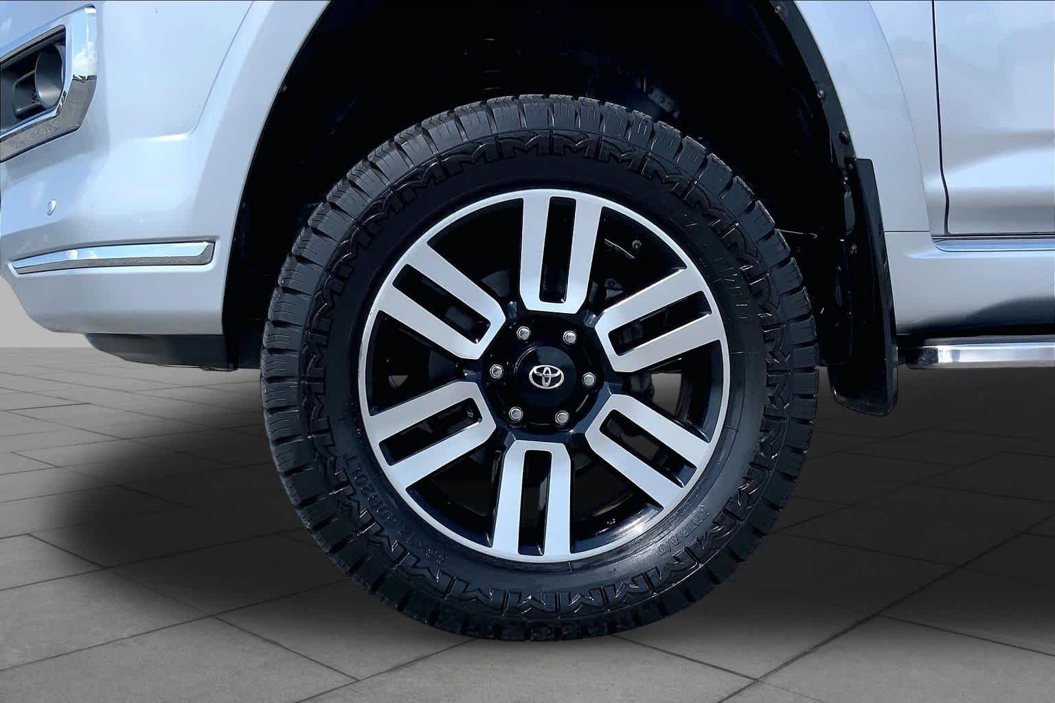 Used 2017 Classic Silver Metallic Toyota Limited image 11