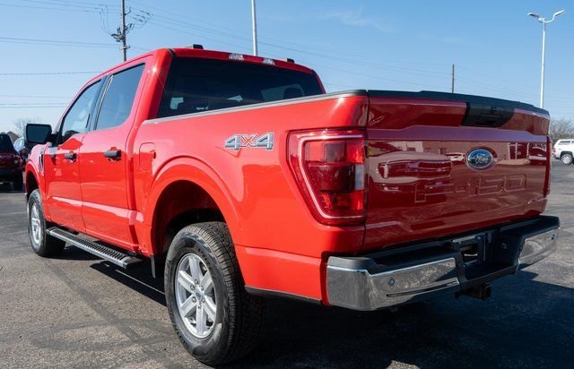 Used 2023 Race Red Ford XLT image 7