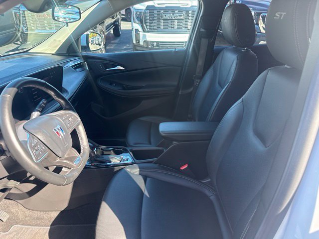 Used 2024 Summit White Buick Sport Touring image 19