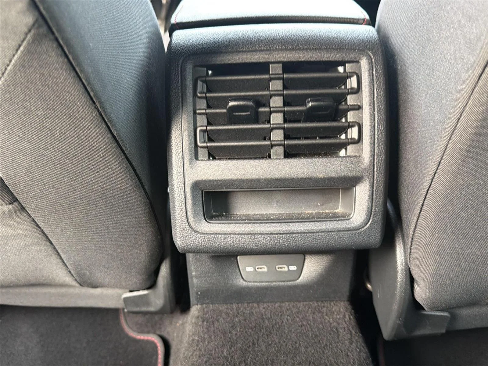 2024 Volkswagen Golf GTI S - Photo 24