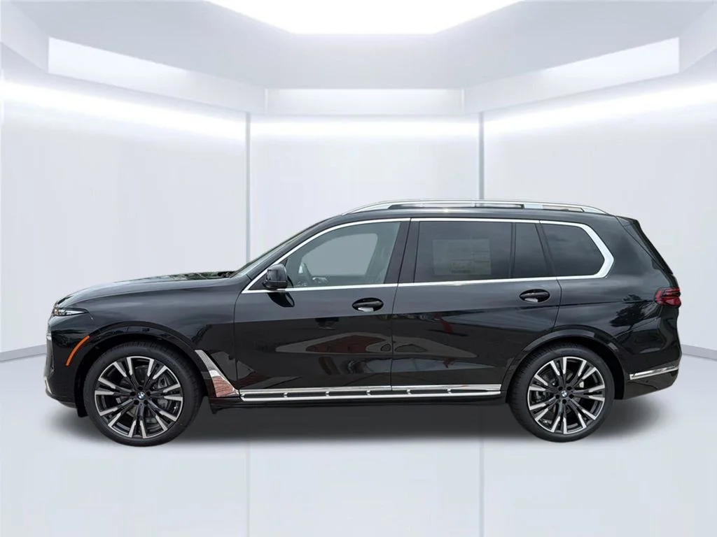 New 2027 Black Sapphire Metallic BMW xDrive40i image 3