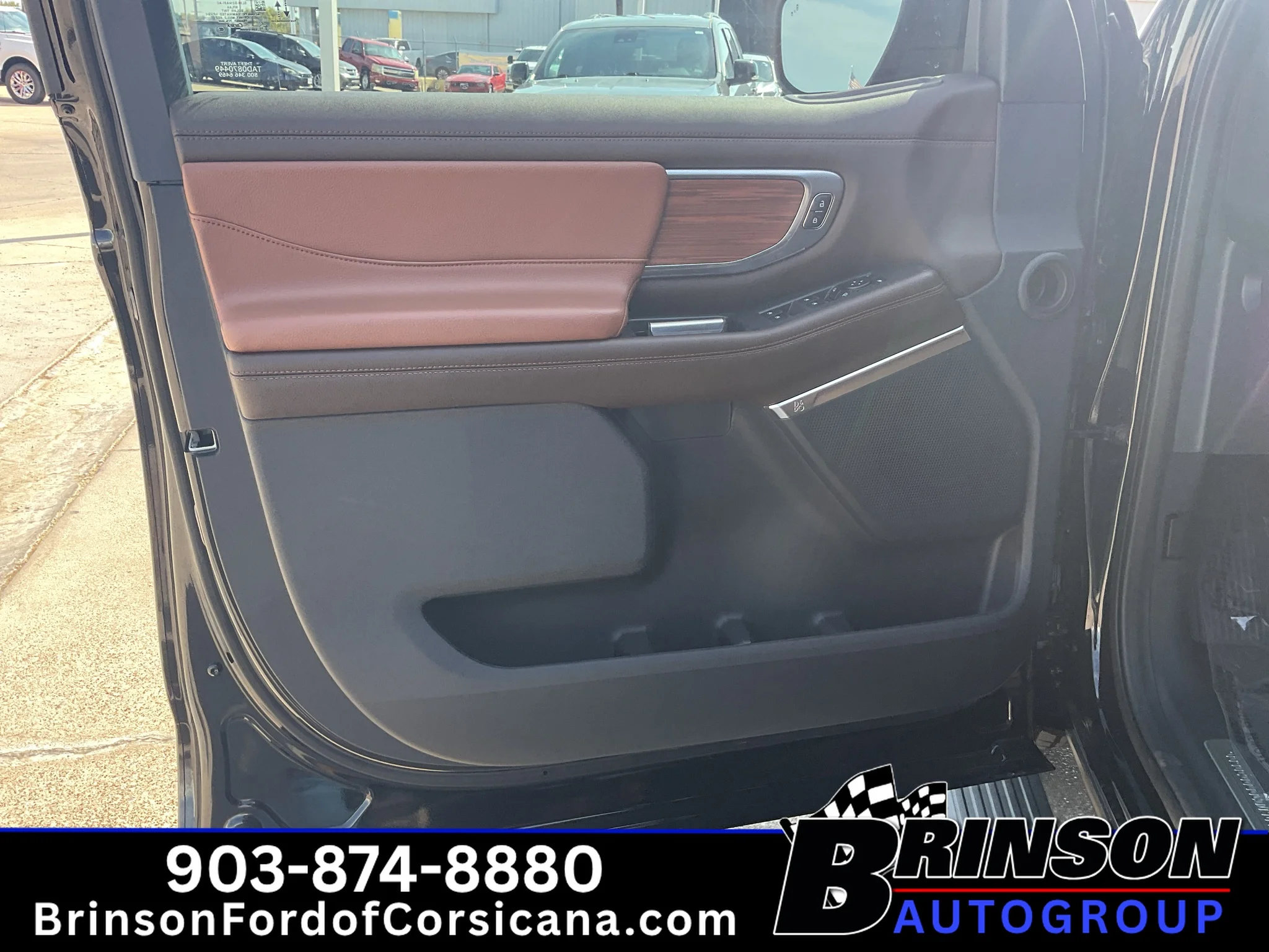 New 2027 Agate Black Metallic Ford King Ranch® image 10