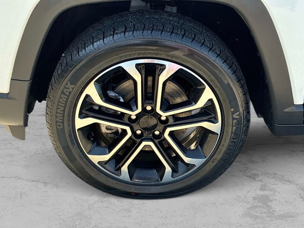 Used 2022 White Jeep Limited image 19