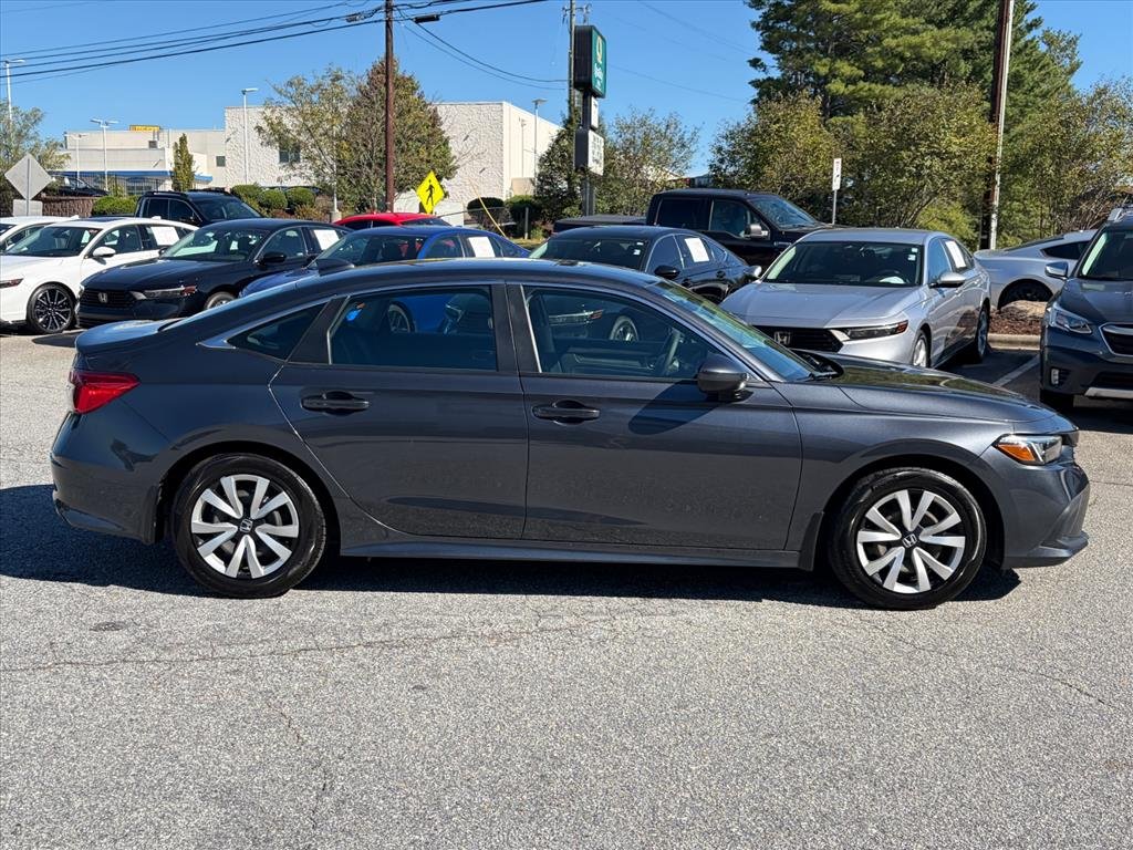 Used 2024 Meteorite Gray Metallic Honda LX image 3