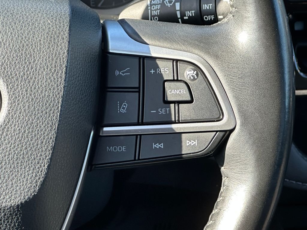 Used 2022 Celestial Silver Metallic Toyota LE image 22