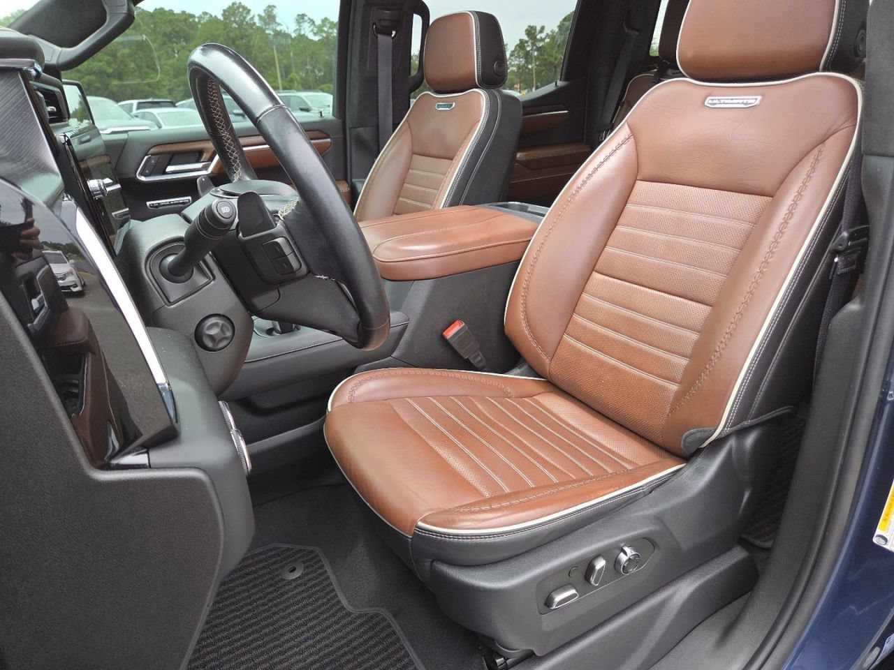 Used 2023 Pacific Blue Metallic GMC Denali Ultimate image 32
