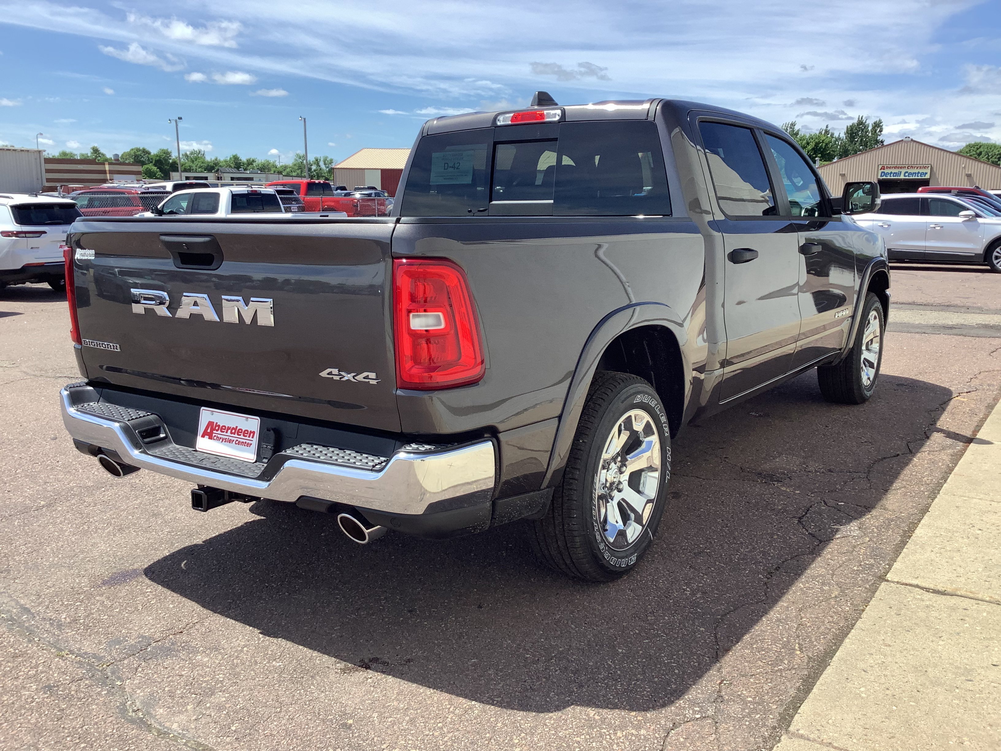 New 2026 Granite Crystal Metallic Clear-Coat Exterior Paint RAM Big Horn/Lone Star image 9