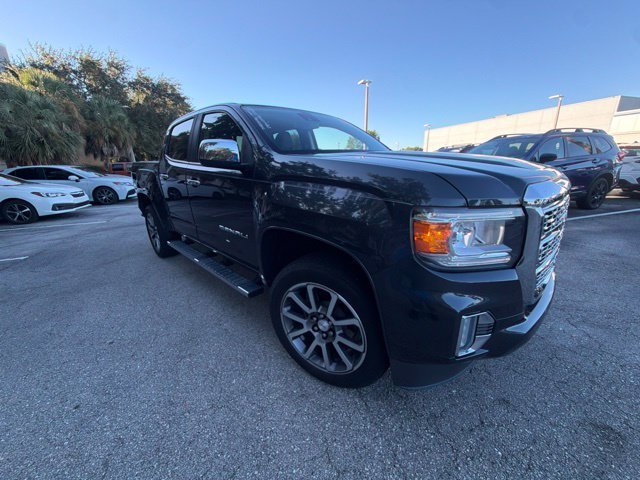 Used 2022 Green GMC Denali image 5