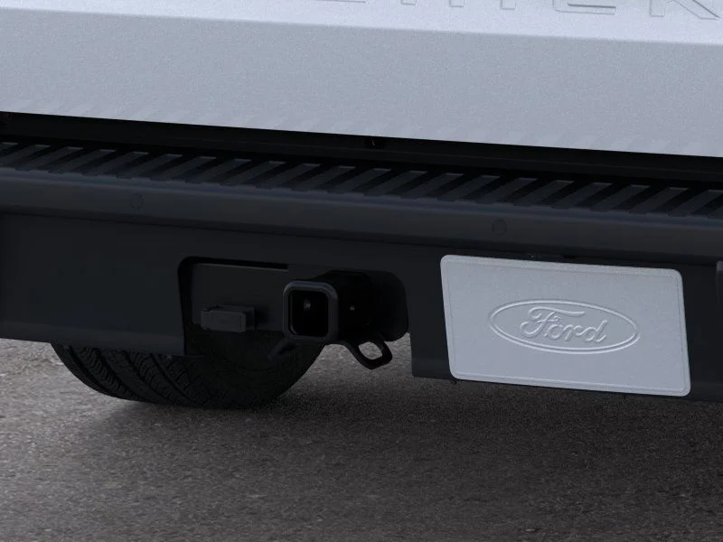 New 2025 Space White Metallic Ford XLT image 54
