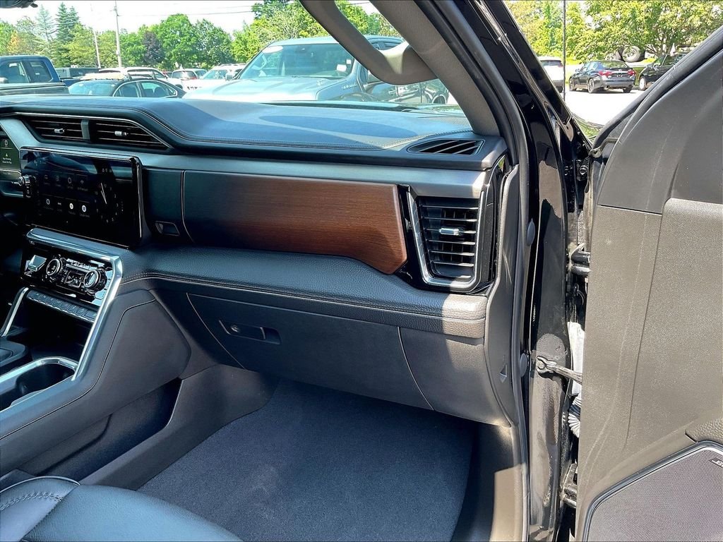 Used 2023 Black GMC Denali image 13