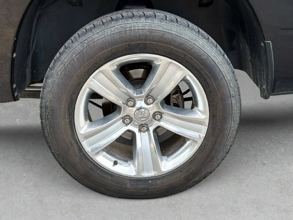 Used 2015 Brilliant Black Crystal Pearlcoat Ram Sport image 12