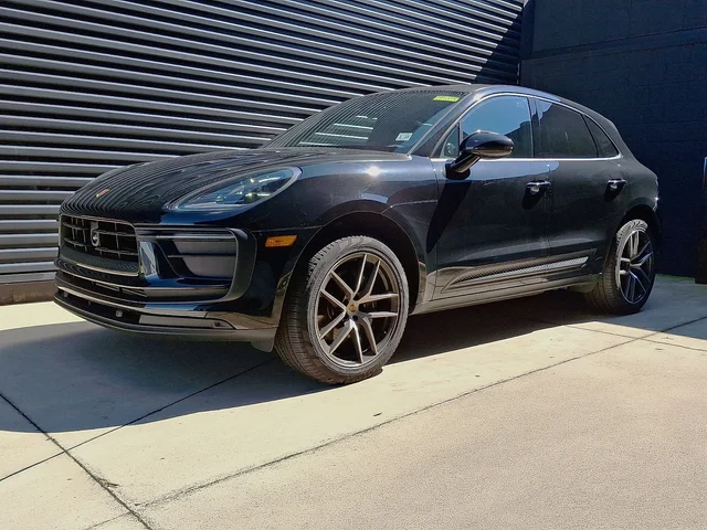 2026 Porsche Macan 