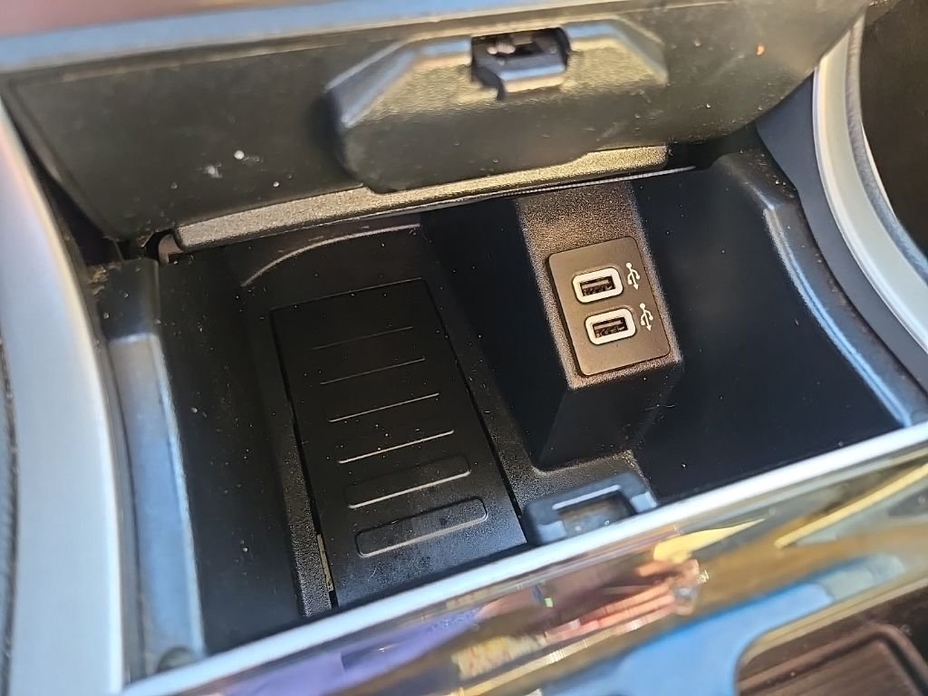 Used 2019 Blue Ford SEL image 62