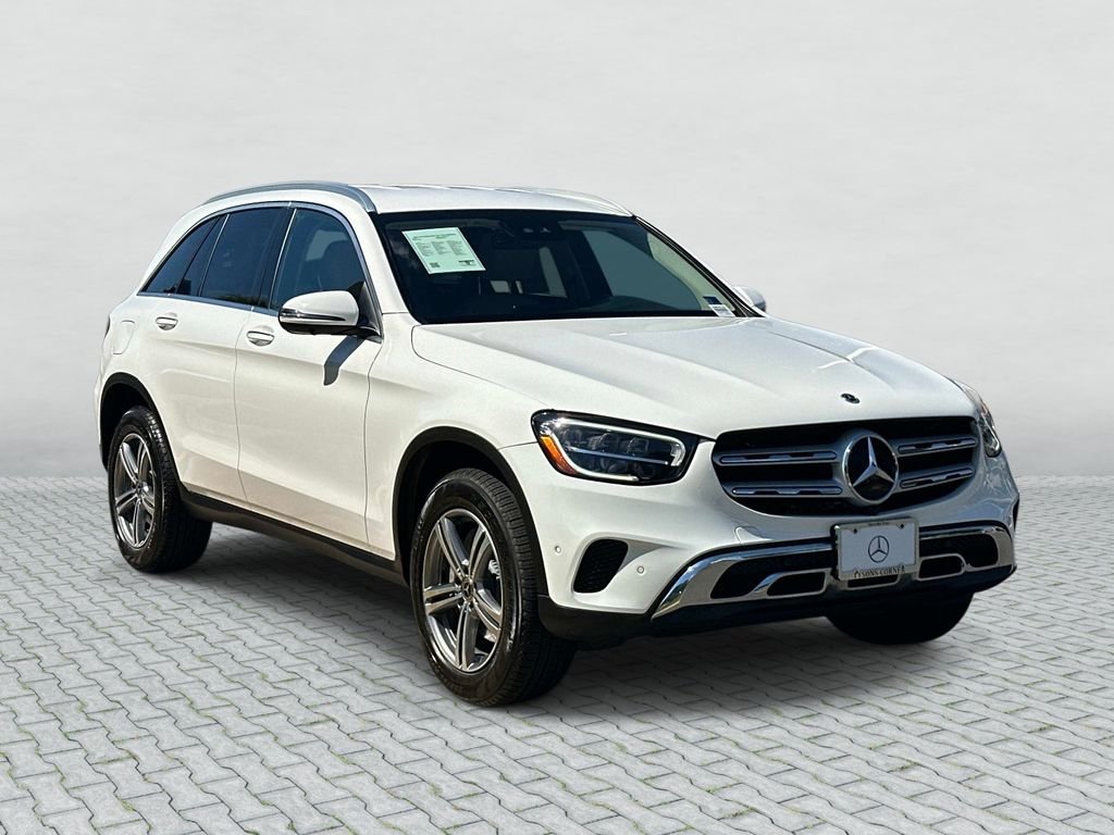 Certified Used 2022 Polar White Mercedes-Benz GLC 300 image 3