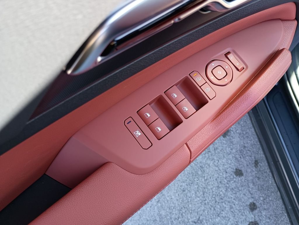 New 2026 Shadow Matte Gray Kia SX Prestige image 19