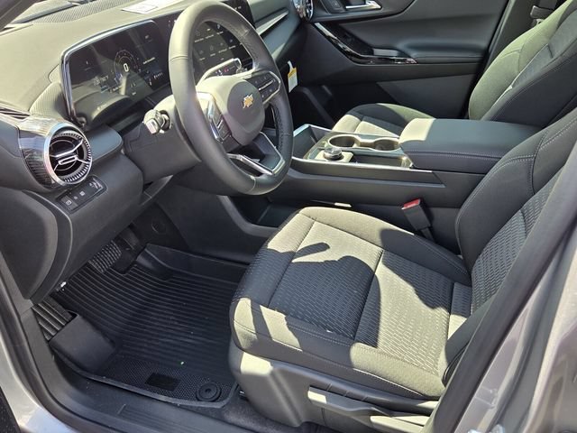 2027 Chevrolet Equinox LT - Photo 6