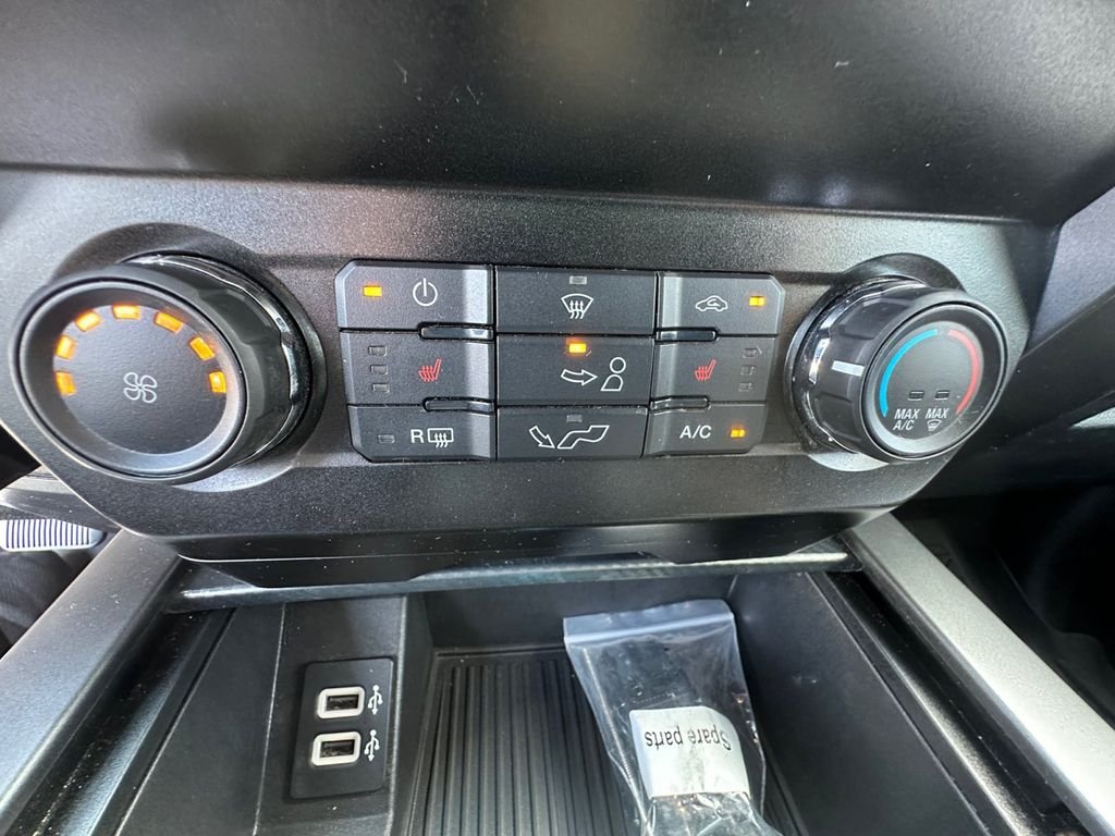 Used 2019 Gray Ford XLT image 23