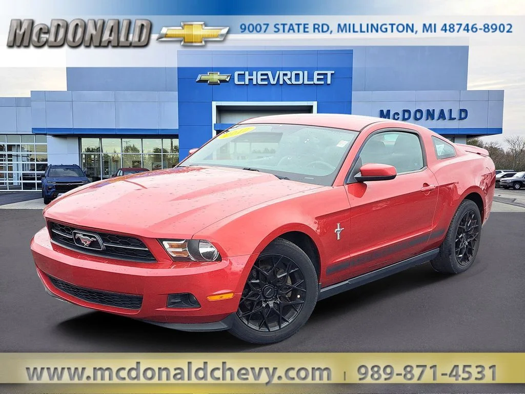 2012 Ford Mustang V6 Premium's photo