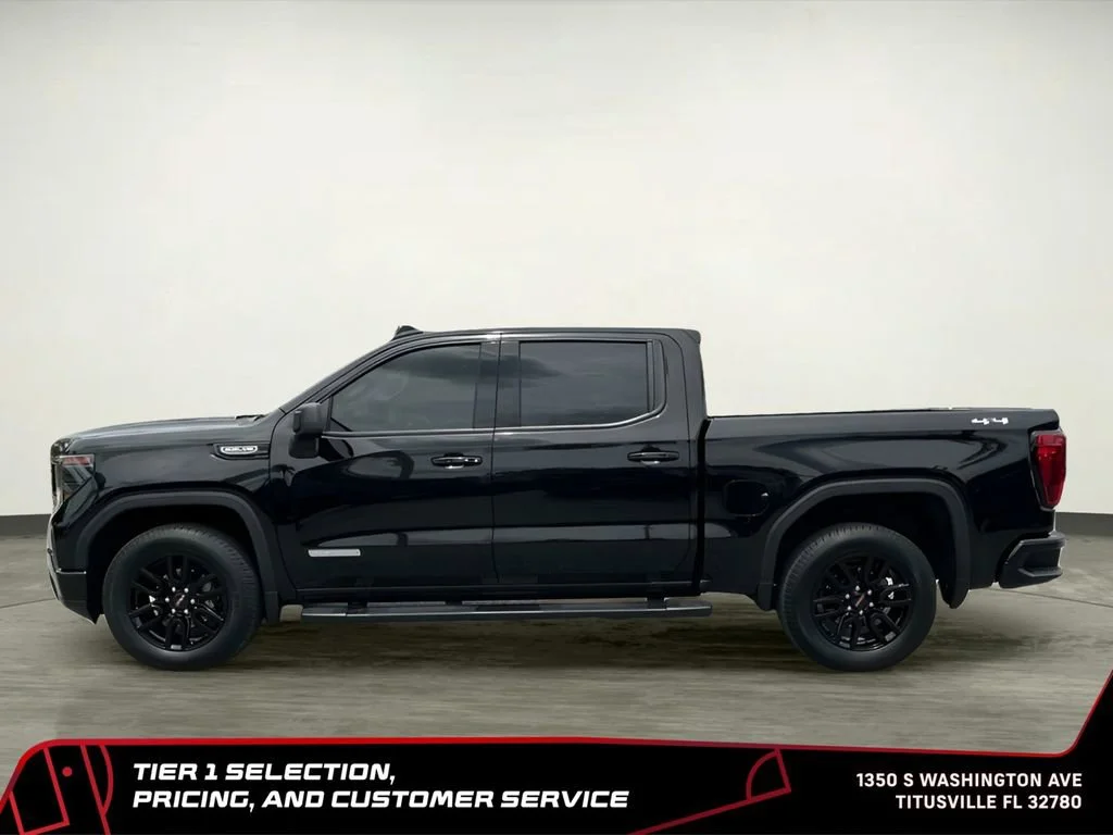 Used 2025 Onyx Black GMC Elevation image 5